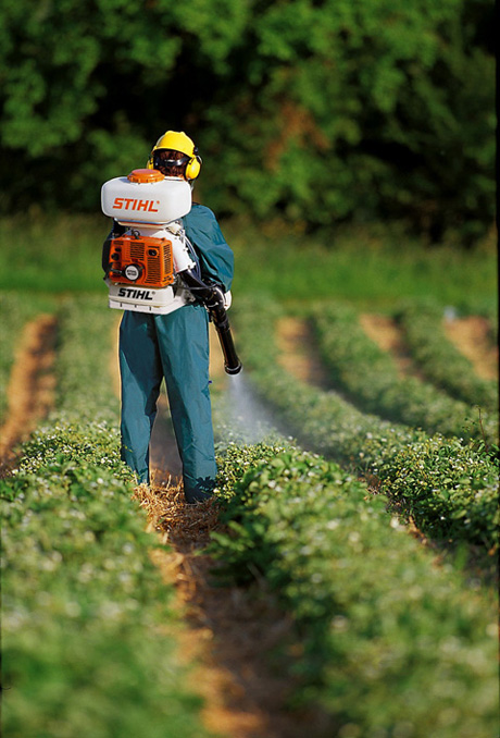 Bomba jogar veneno da stihl